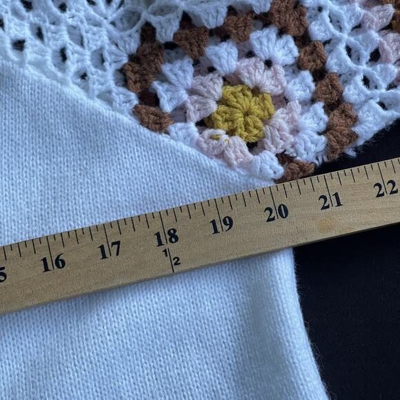 Bibi Womens Granny Square Sweater Small Beachy Cottage Crochet Hippie Vneck Boho - Picture 7 of 10